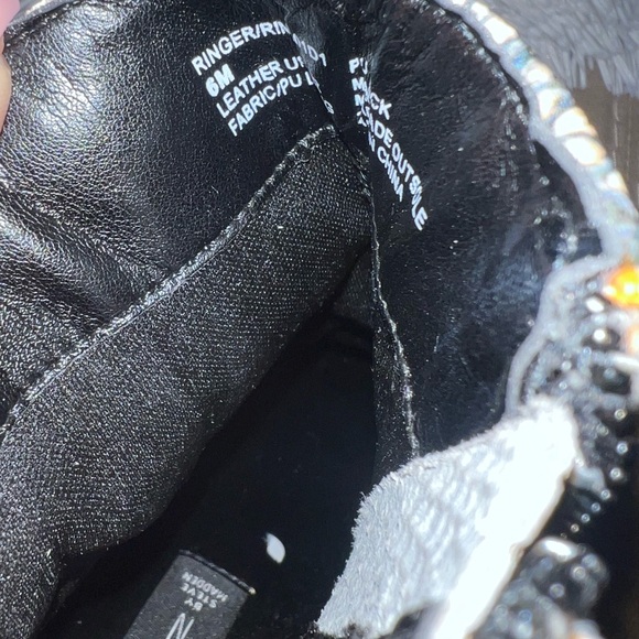 NWT Snakeskin Booties - Picture 6 of 6